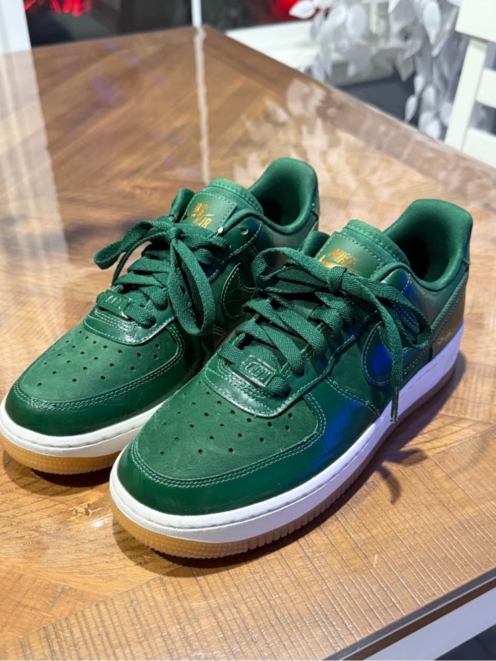 Nike Green Low-Top Leather Sneakers with Gum Outsole